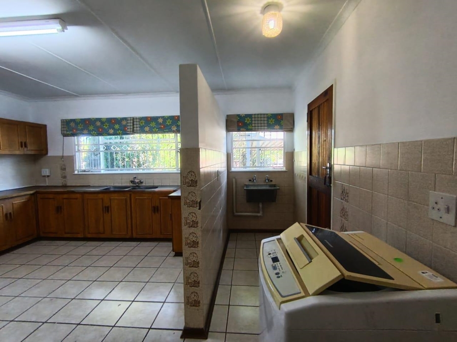 5 Bedroom Property for Sale in Universitas Ridge Free State